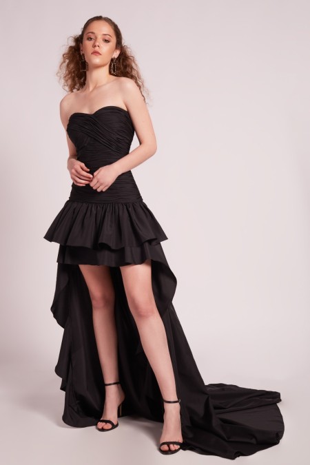 Vestido asimétrico negro