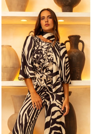 Blusa África