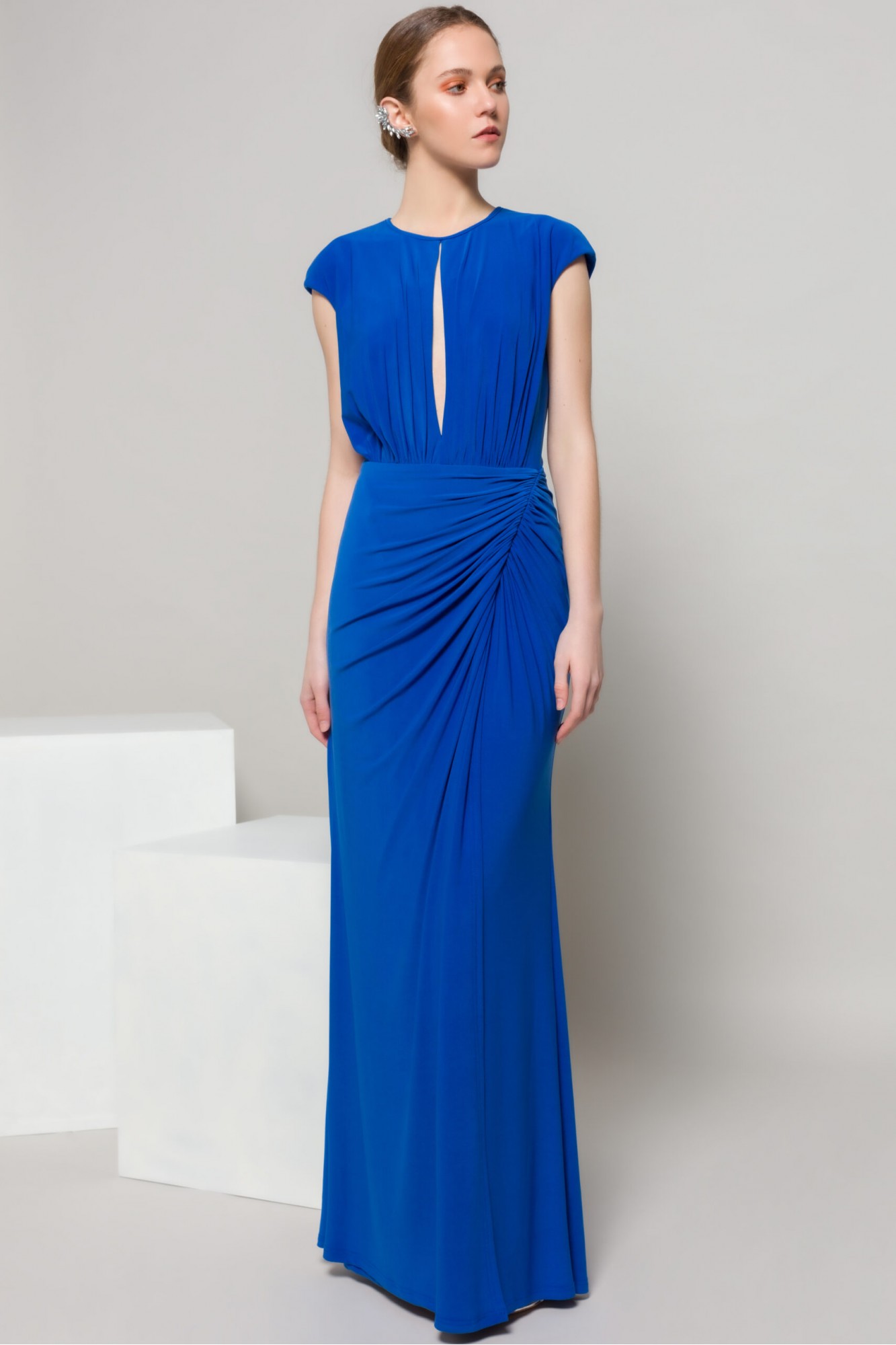 Vestido azul con drapeado - Colección 2021